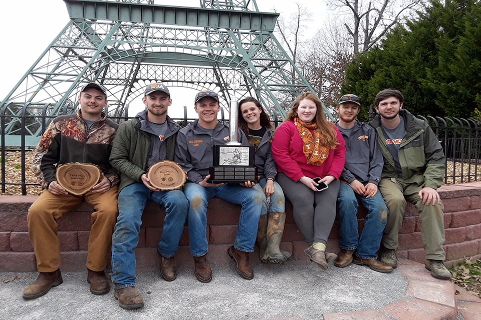 eam members are pictured above from left to right: David Gentry, Beau Badon, Will Luke, Emily Belanger, Skye Roberts, Eli Oliver, and Daniel Sain.