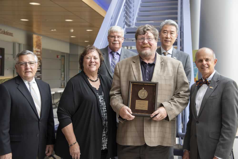Burt English, winner of UTIA INstitute Professor Award for 2019