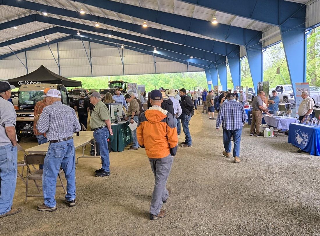 attendees at the 2025 beef summit trade show