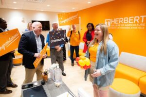 UT, Knoxville, 2026 Torchbearer Awardee Alice-Grace Beavers is surprised with the award