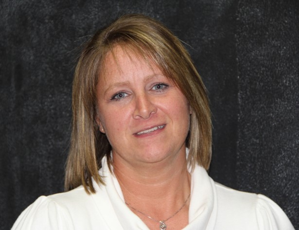 Headshot of Tonya Bain.